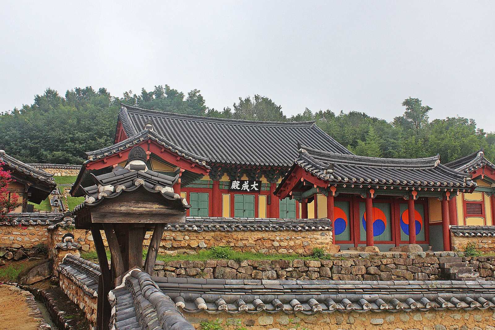 김해향교